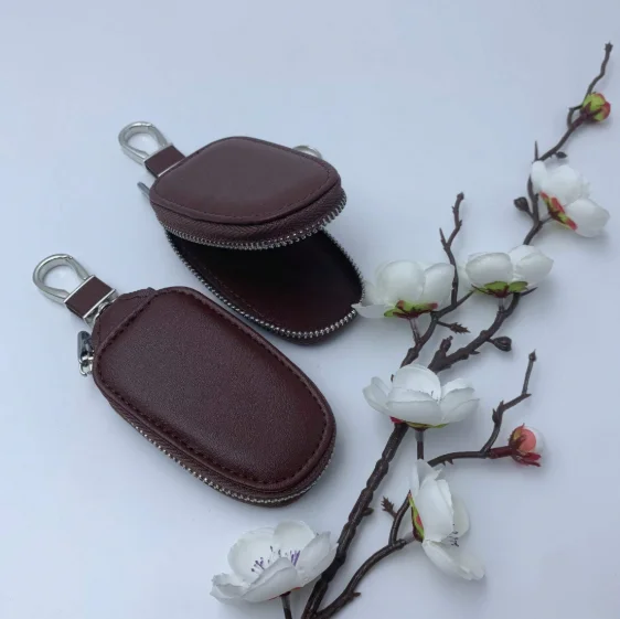 Monogram Keychain Leather - กระเป๋าใส่กุญแจรถหนัง PU ลายโมโนแกรม, กระเป๋าใส่กุญแจแบบซิปอเนกประสงค์พร้อมตะขอโลหะ, กระเป๋าเก็บกุญแจขนาดใหญ่สำหรับผู้ชายและผู้หญิง
