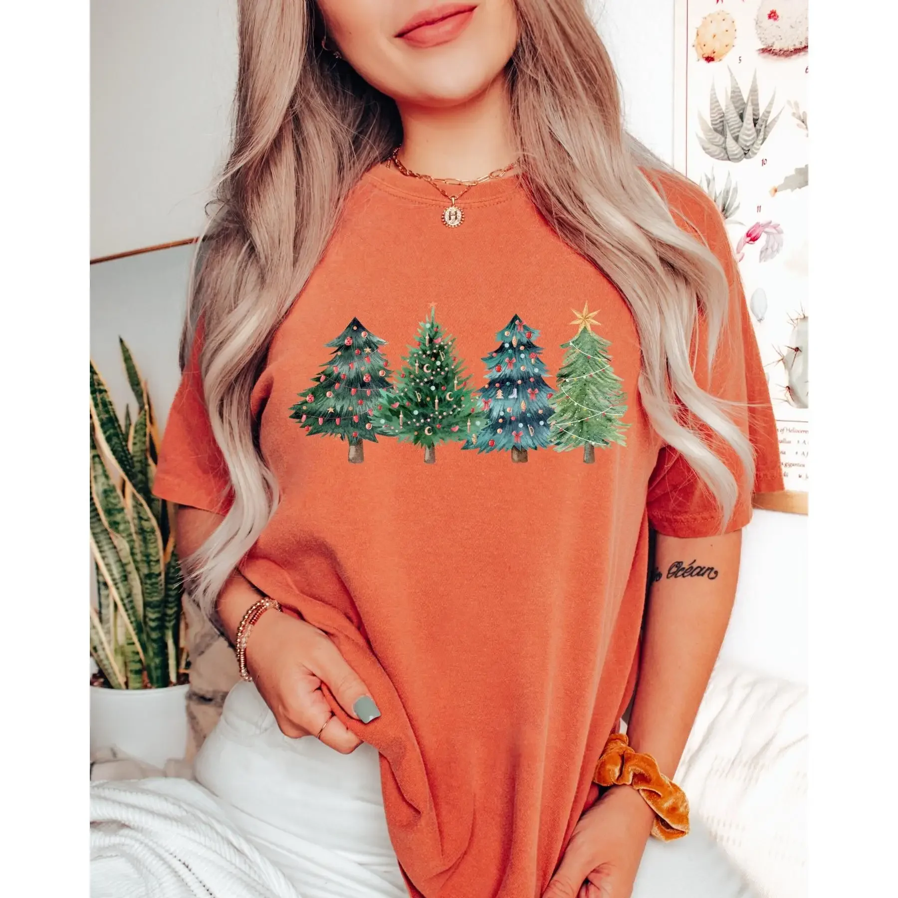 Family Tree Print - เสื้อยืดลายต้นคริสต์มาส น่ารักสำหรับครอบครัว ลายต้นสน
