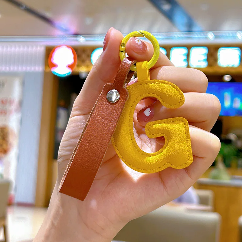 พวงกุญแจอักษรเริ่มต้นหนัง PU A - Monogram Keychain Leather บทวิจารณ์และราคา