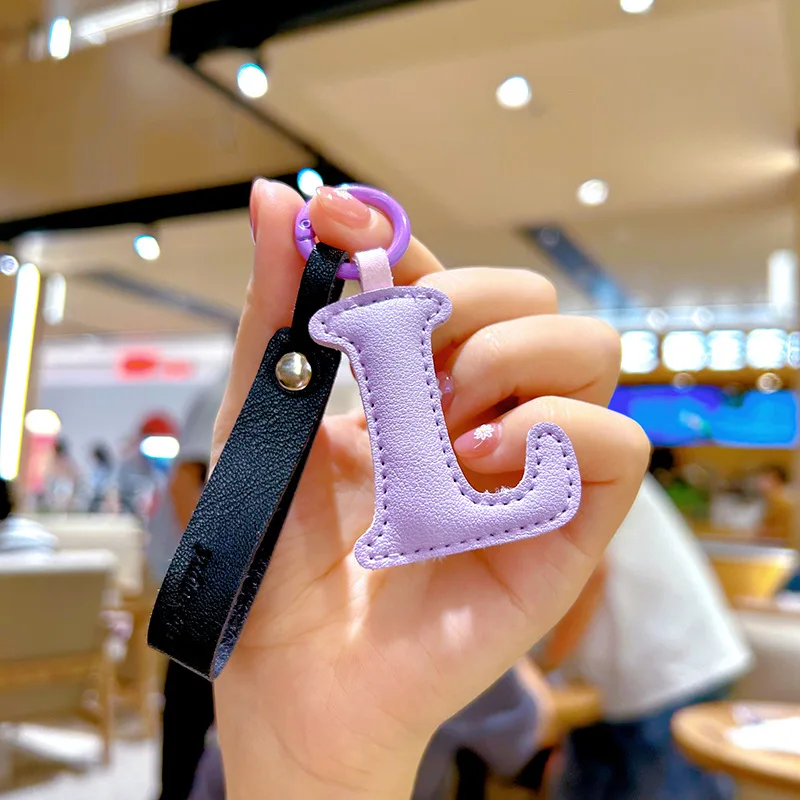 พวงกุญแจอักษรเริ่มต้นหนัง PU A - Monogram Keychain Leather บทวิจารณ์และราคา